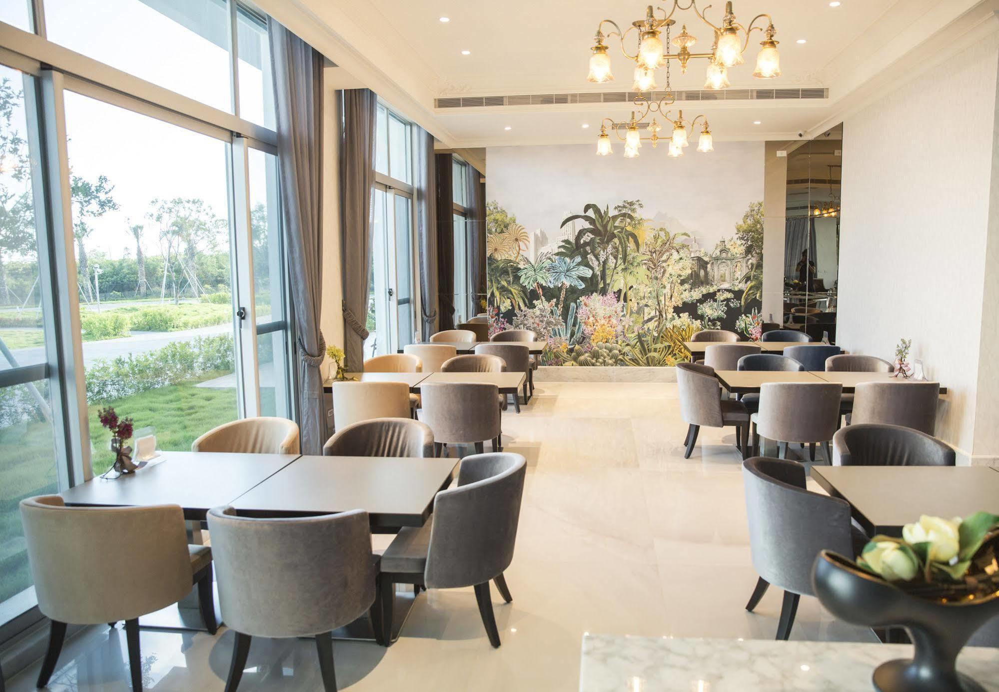 墾丁椰林 海灘文旅 Hotell Cape Eluanbi Exteriör bild