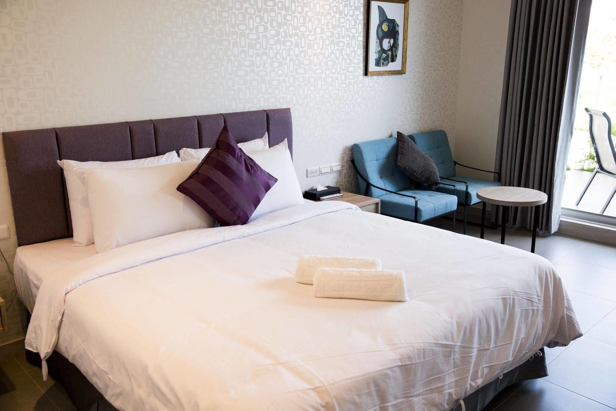 墾丁椰林 海灘文旅 Hotell Cape Eluanbi Exteriör bild