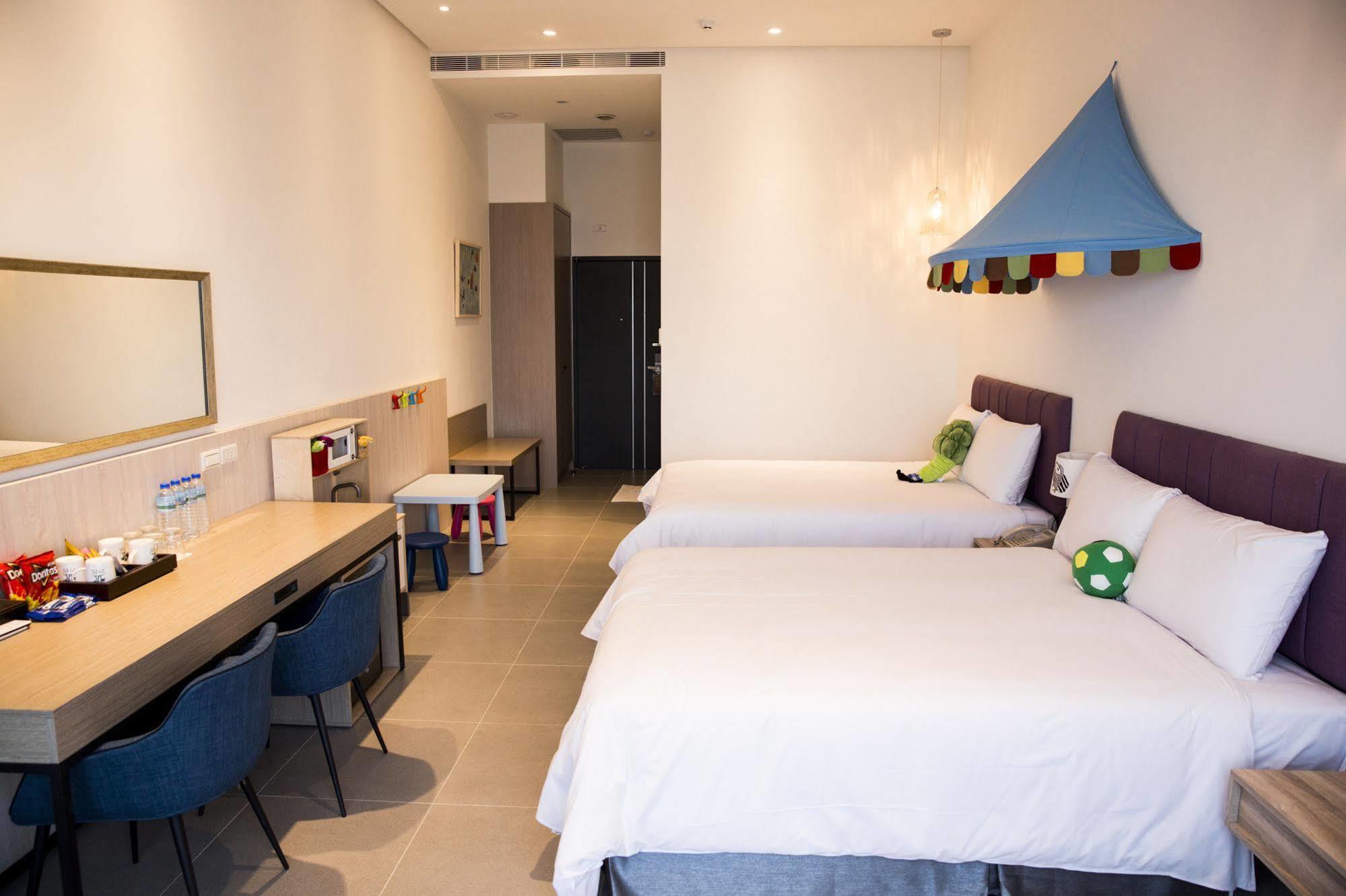 墾丁椰林 海灘文旅 Hotell Cape Eluanbi Exteriör bild
