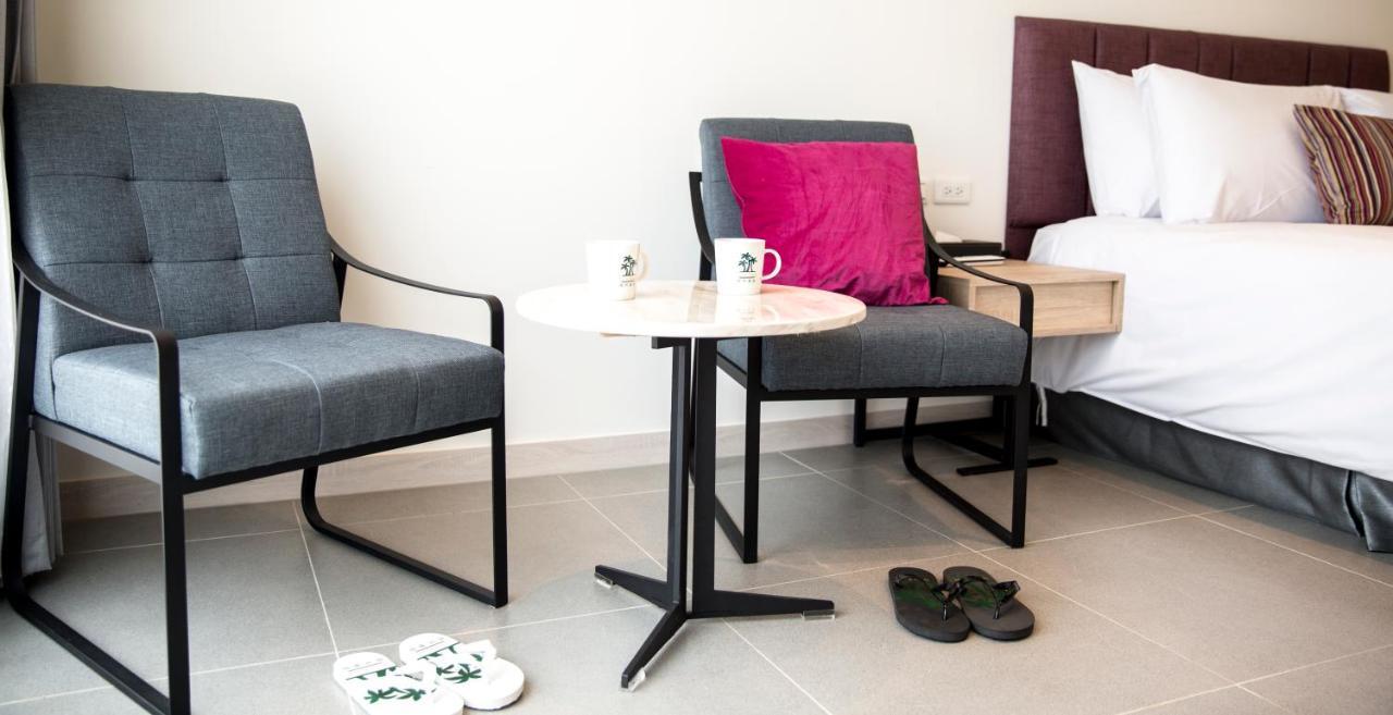 墾丁椰林 海灘文旅 Hotell Cape Eluanbi Exteriör bild