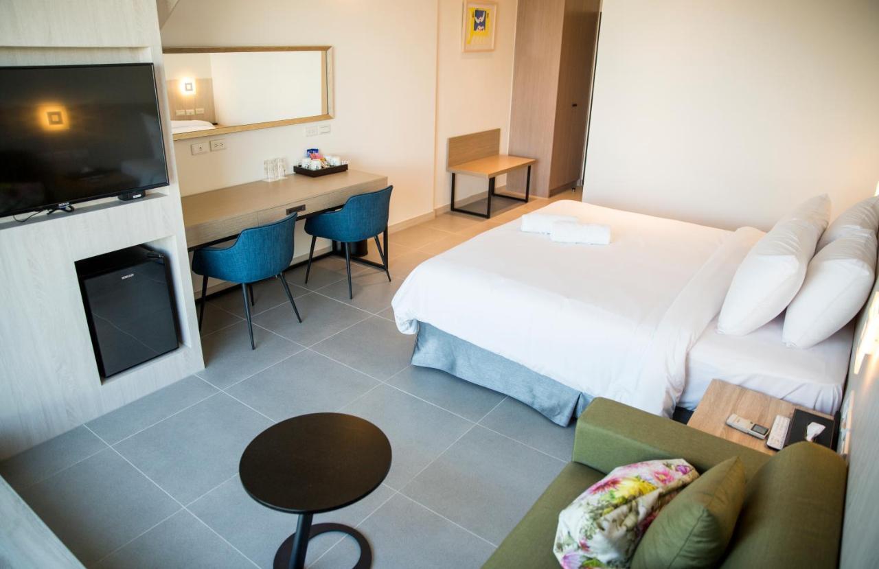 墾丁椰林 海灘文旅 Hotell Cape Eluanbi Exteriör bild