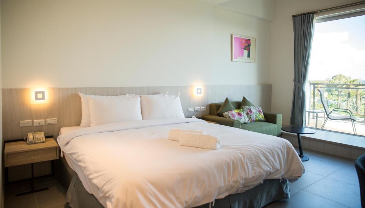 墾丁椰林 海灘文旅 Hotell Cape Eluanbi Exteriör bild